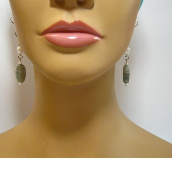 Set of Handrafted Vintage Art Glass Beaded long Dangle Drop Earrings 2 inch - Picture 9 of 11